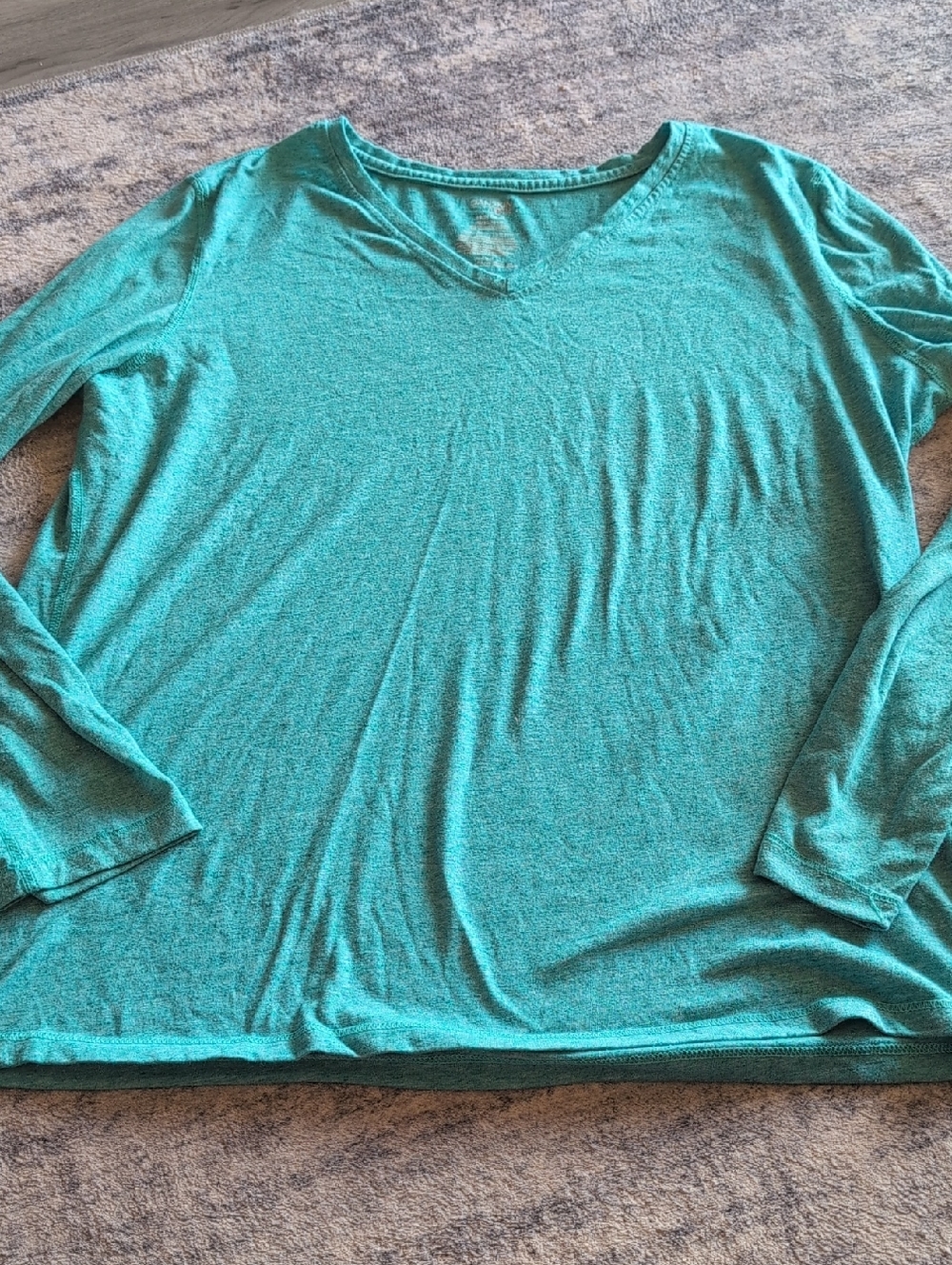 Danskin Teal Long Sleeve V‑Neck Tee